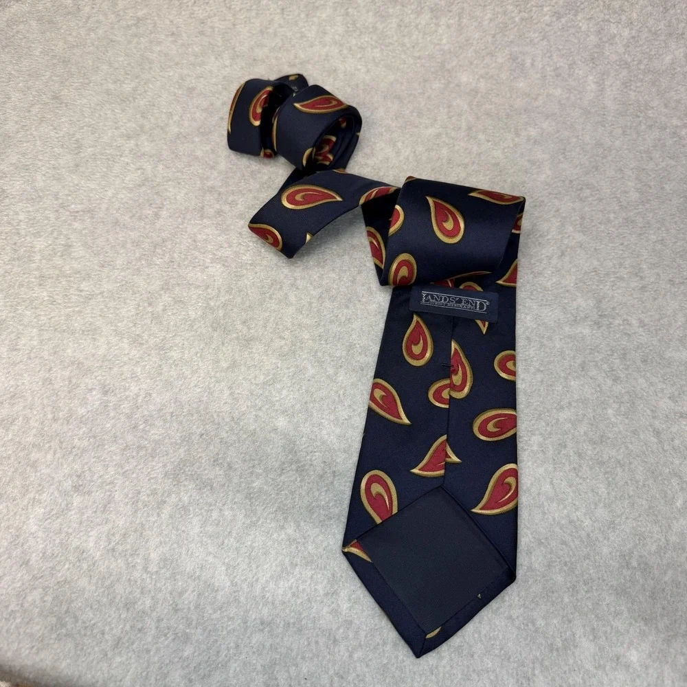 Lands' End Tie Necktie Mens One Size Navy‎ Silk Paisley Hand Sewn Made USA